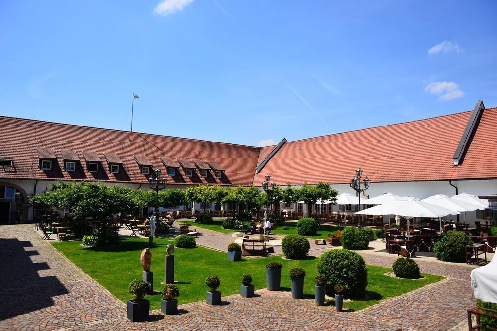 Schloss Reinach Фрайбург Екстериор снимка